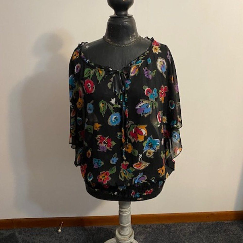 Pure Energy Floral print top, size 1